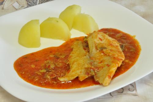 Jak uvařit rybí pochoutka s ajvarem? Snadné recept, připravený za 30 - 45 minut